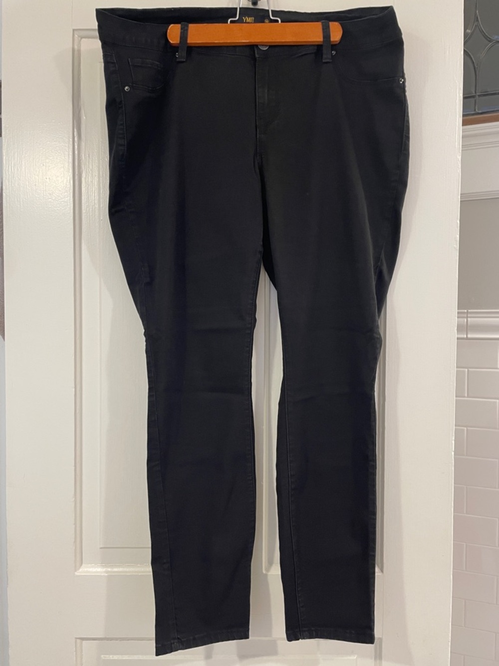 YMI Women's Black Skinny Jeans